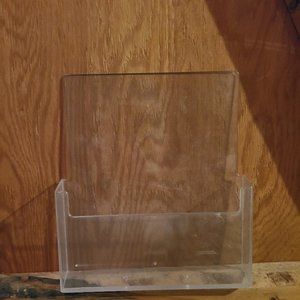 Hanging wall plastic holder